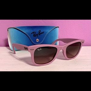 ✨🕶Matte Pink Ray-Bans🕶✨